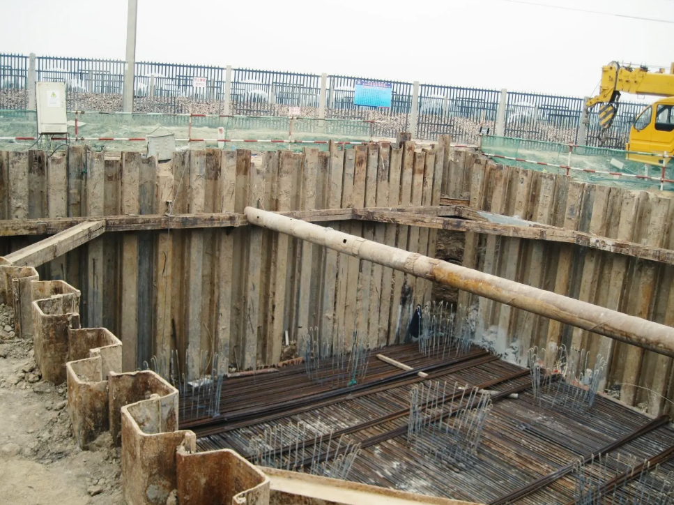 阿拉善建筑基础施工中基坑（基槽）有哪些支护方式？